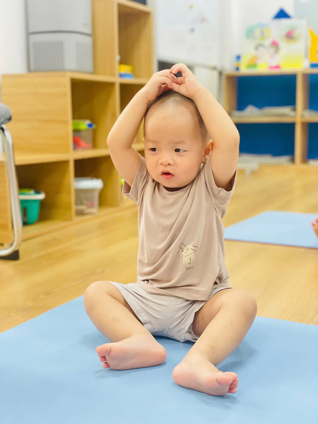 Yoga Unishine